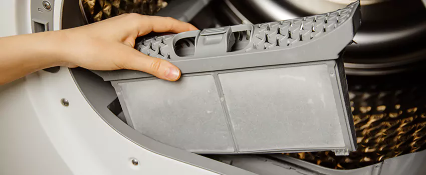 Signs Of A Clogged Dryer Lint Trap in Everett, Washington
